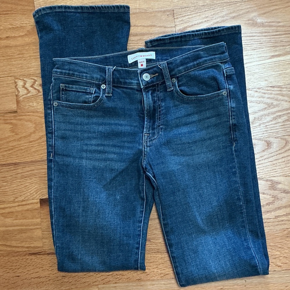 Lucky Brand Women’s Sweet Mid Rise Boot Jeans